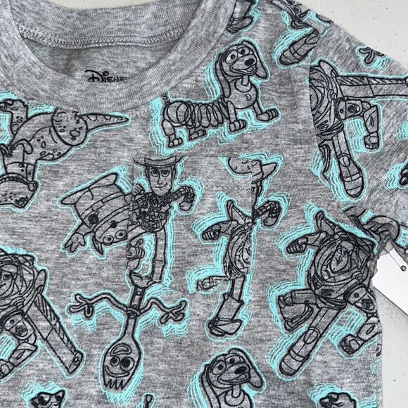 👕Nwt 12m Toy Story t shirt - Picture 2 of 2